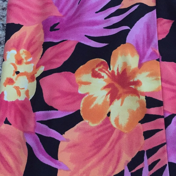 🌴Tropical print dress🌴 - Picture 8 of 8